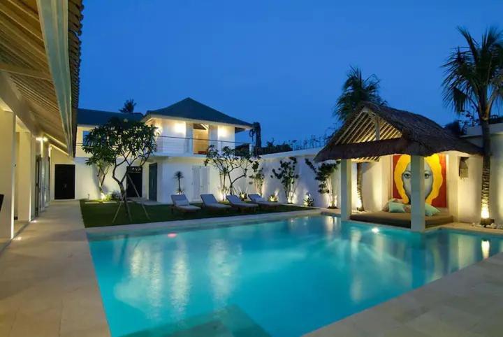 Kukka 6 Bedooms Villa Seminyak (Bali)